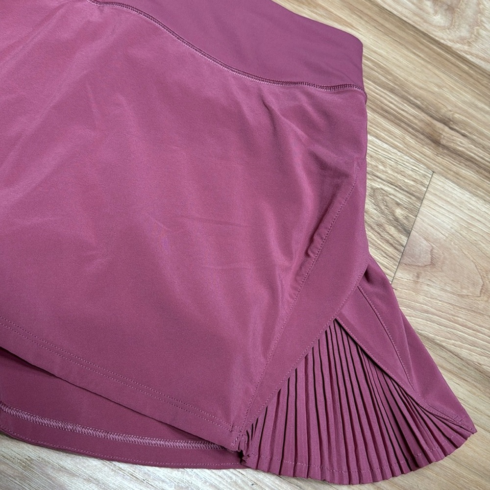 NWOT lululemon play off the pleats skirt skort Brier Rose 6 - Picture 2 of 6